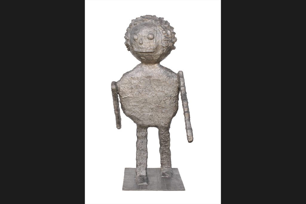 Globe Head FigureBronze

200872.5 x 34.5 x 35 in